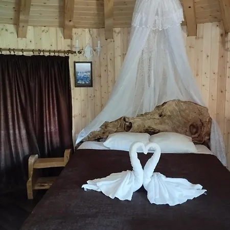 приказната къщичка на смърфовете Villa *
