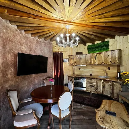приказната къщичка на смърфовете Villa Krayni Dol