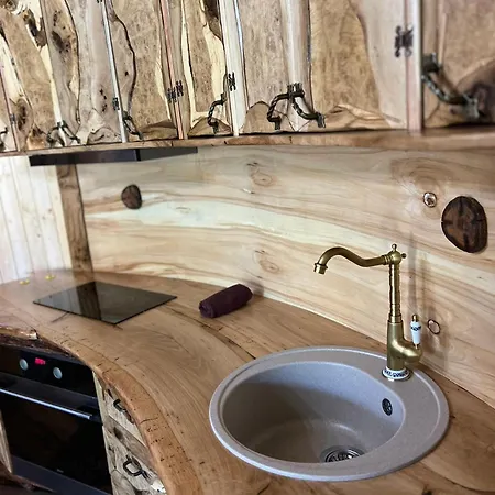 Villa приказната къщичка на смърфовете