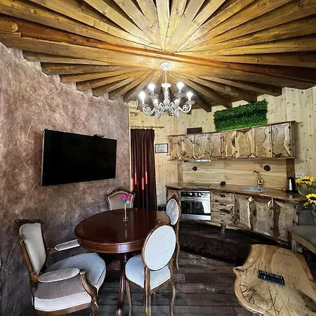 приказната къщичка на смърфовете Villa Krayni Dol