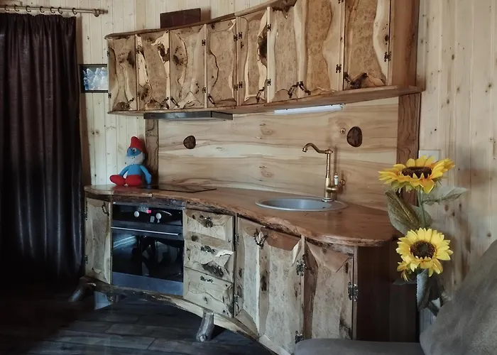 приказната къщичка на смърфовете Villa Krayni Dol