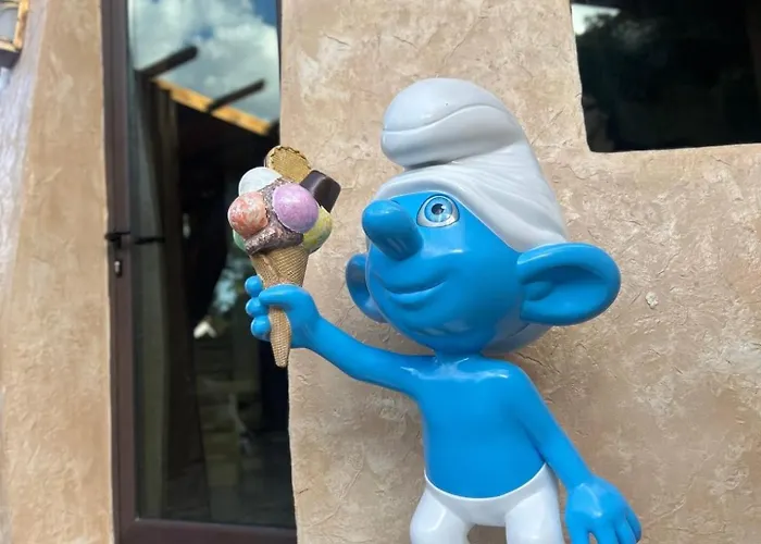 Villa приказната къщичка на смърфовете Krayni Dol