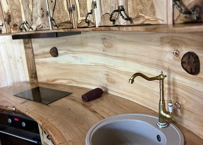 Villa приказната къщичка на смърфовете